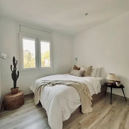 The Golden Oak In Calella Centre - 100m From Appartement *