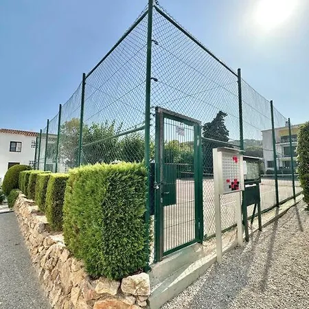 The Golden Oak In Calella Centre - 100m From Apartment Palafrugell